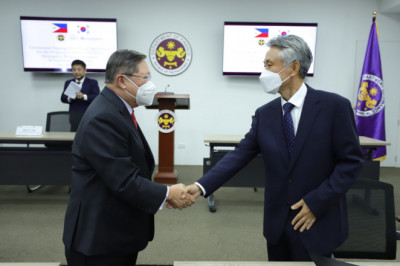 Philippines, Korea sign loan accord revving up DOH COVID-19 vaccination program