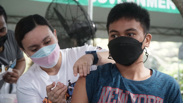 Gov't to roll out vaccination for kids aged 5- 11 years next month: Galvez