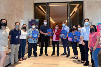 Davao Light, Aboitiz give bags, school supplies to working children identified by DOLE 11