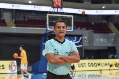 Davaoeno referee is part of UAAP season 84 basketball final four