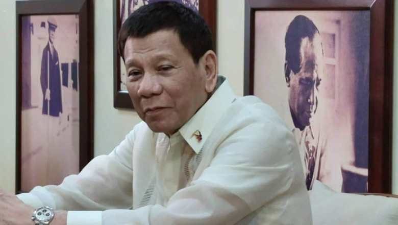 Duterte calls on law enforcers to continue fight vs illegal drugs