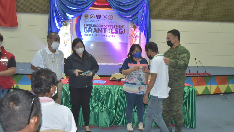 99 ex-NPA rebels in Davao de Oro get livelihood grant
