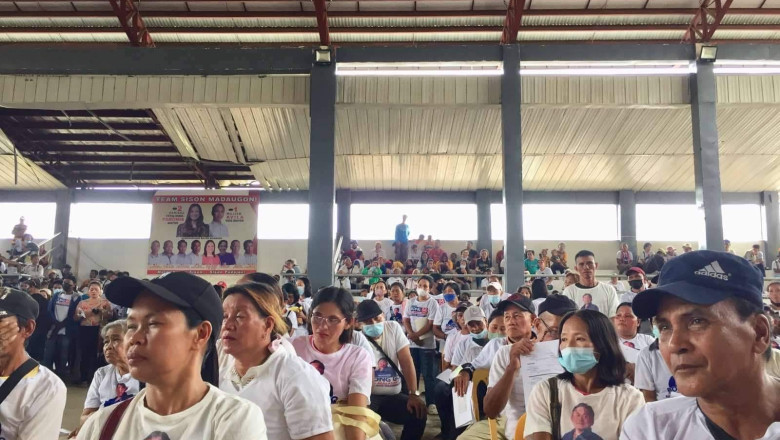 Bong Go aids disadvantaged residents in Placer, Sison, and Tagana-an, Surigao del Norte as he highlights services of Malasakit Centers