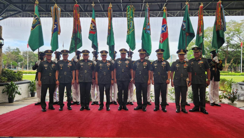 Davao Region soldiers cited for destroying 9 NPA units