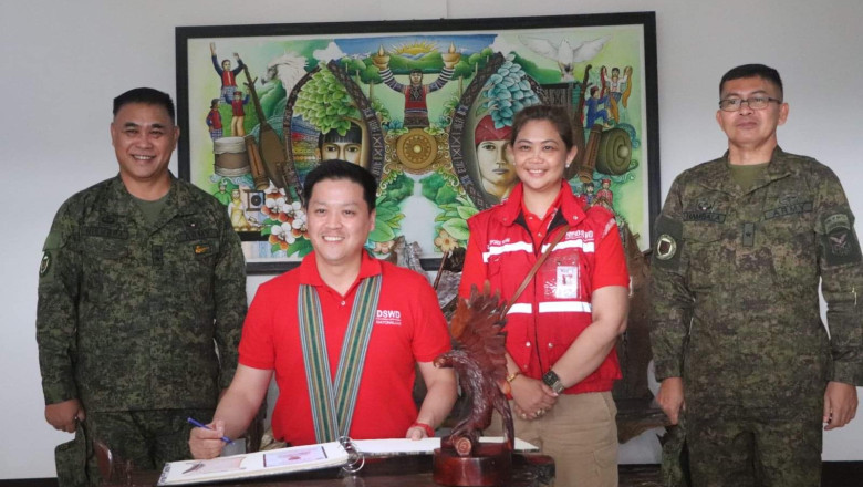 DSWD Secretary Gatchalian visits 10th ID hospital