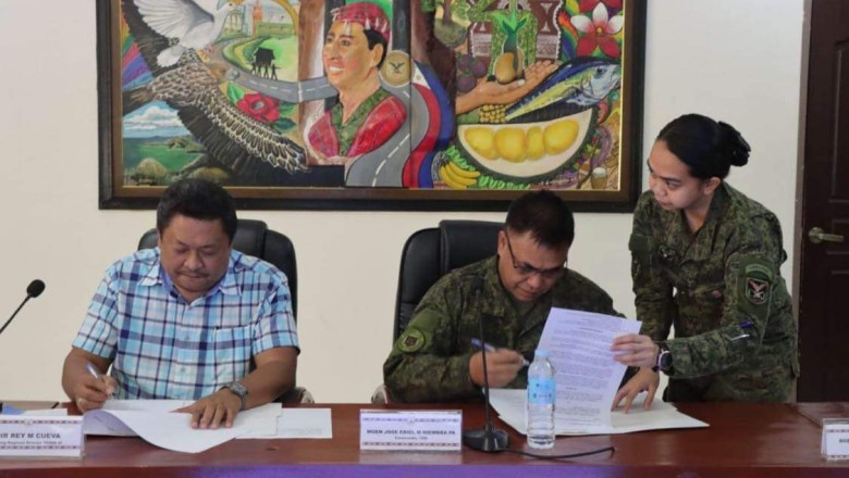 TESDA, 10th ID provide skills training to IPs, former rebels