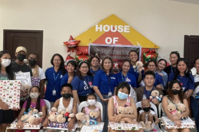 SM Davao malls bring ‘ChriSMiles’ to House of Hope