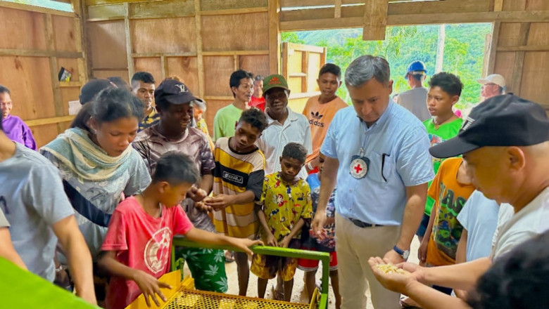 Agusan del Norte farmers seek to boost harvest processing capacity with new equipment