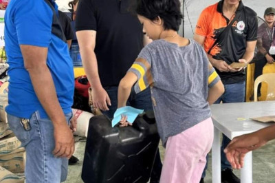 31 families in Brgy. Maa get aid from Rep. Duterte’s office