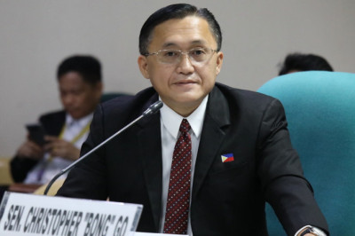Sen. Bong Go hails new law waiving college exam fees for qualified top students
