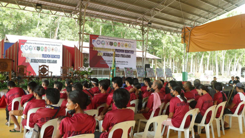 35 NPA rebels surrender in Davao Region, Agusan del Sur