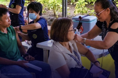 Davao City Health  𝐫𝐨𝐥𝐥𝐬 𝐨𝐮𝐭 𝐯𝐚𝐜𝐜𝐢𝐧𝐚𝐭𝐢𝐨𝐧 𝐯𝐬. 𝐟𝐥𝐮, 𝐩𝐧𝐞𝐮𝐦𝐨𝐧𝐢𝐚