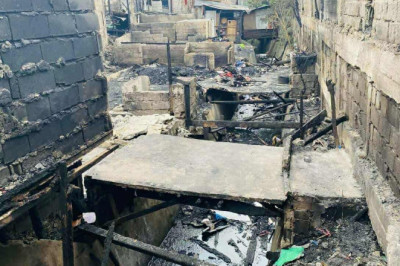Brgy. 8A fire victims get aid from Rigo Duterte's Office