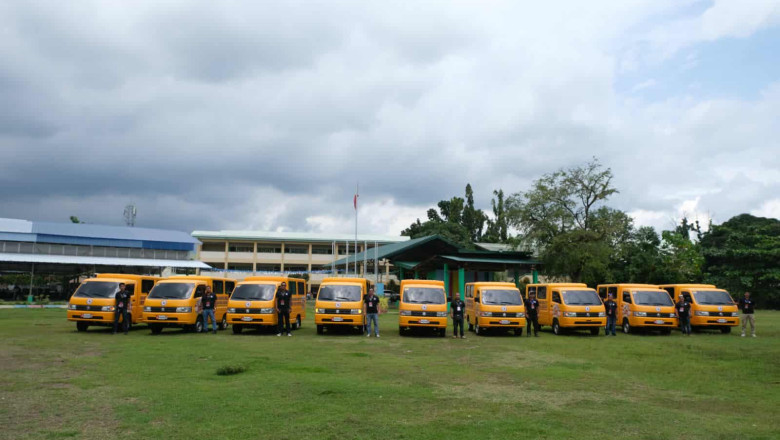 Liga President January Duterte distributes 9 more ‘Libreng Sakay’ school vehicles to 3 Davao City Districts