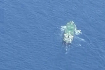 Navy continues search and rescue operations in Indonesian Waters for missing MBCA Amejara passengers