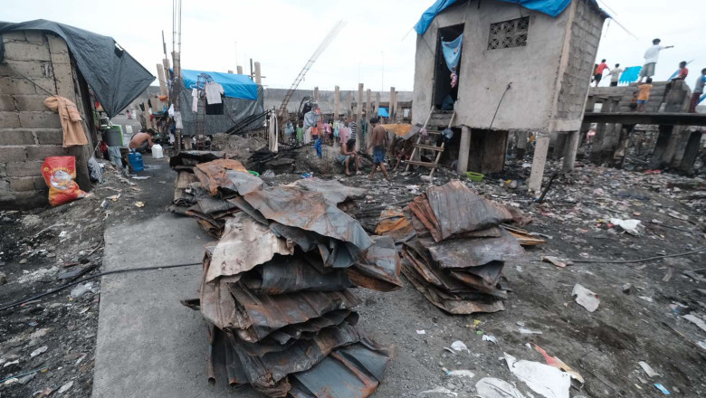 Bong Go assists hundreds of families affected by Barangay 23-C fire in Davao City