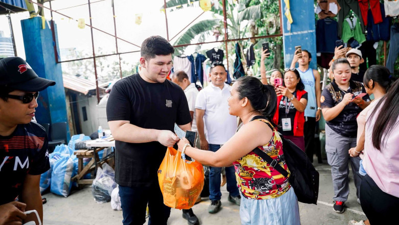 Vice Mayor Rigo Duterte Personally Visits Fire Victims in Brgy. 19-B on Independence Day, Delivers Additional Aid