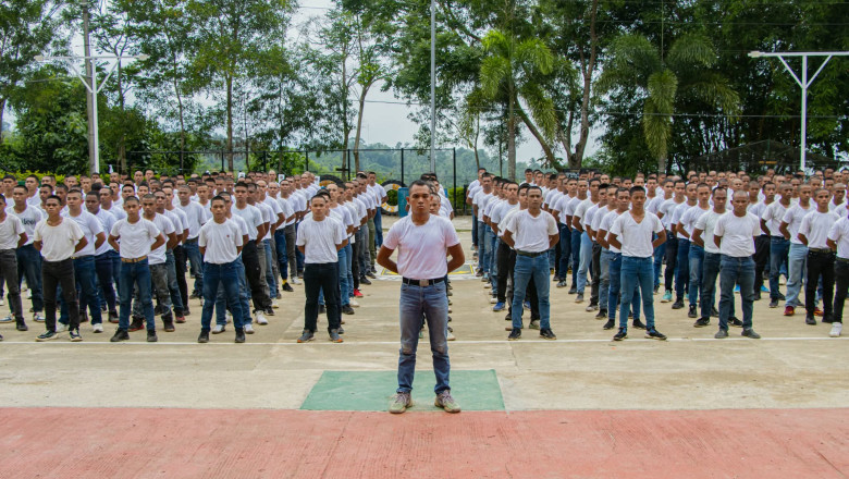 10ID trains 550 CAFGU auxiliaries to support territorial defense, sustain peace gains