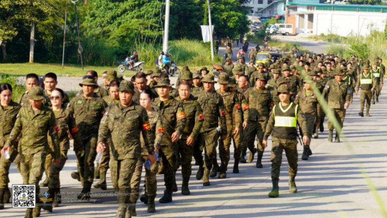 4ID honors Filipino heroes through 12.7-Kilometer foot march