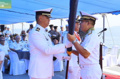 Battung relinquishes NFEM command after 37 years of service
