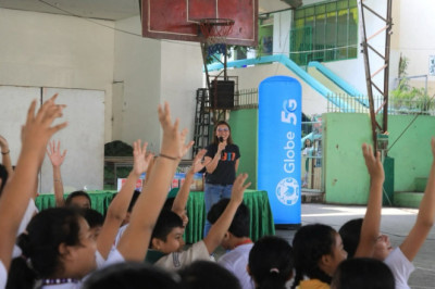 Globe brings digital livelihood, learning programs to Davao City